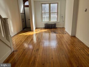 619 Fitzgerald St in Philadelphia, PA - Building Photo - Building Photo