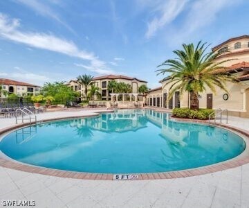 12980 Positano Cir in Naples, FL - Foto de edificio - Building Photo