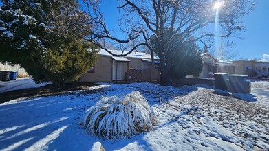 228 Hermosa Dr NE in Albuquerque, NM - Building Photo - Building Photo