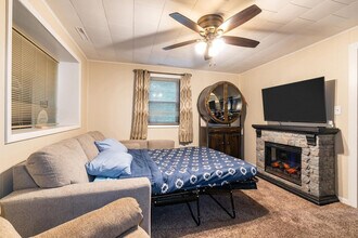 234 N Hamilton St in Gary, IN - Foto de edificio - Building Photo