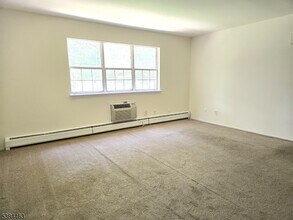 1041 Ridge St-Unit -40 in Alpha, NJ - Building Photo - Building Photo
