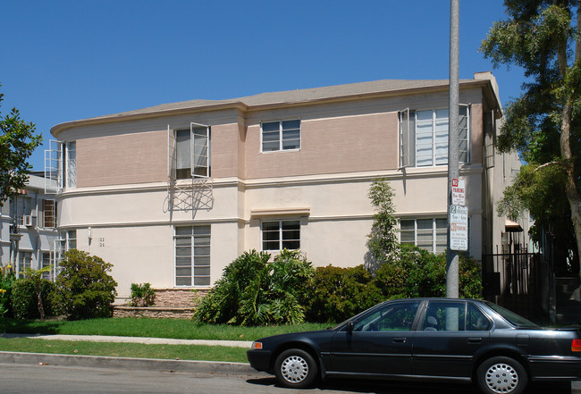 122 S Flores St in Los Angeles, CA - Building Photo - Building Photo