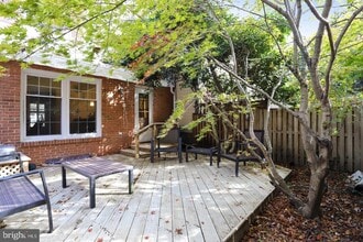 1612 Dryden Way in Crofton, MD - Building Photo - Building Photo