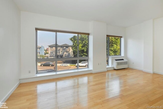 property at 3585 Greystone Ave