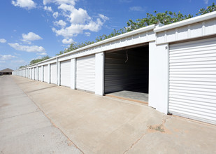 Dimora Village in Lubbock, TX - Foto de edificio - Building Photo