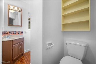1375 Sandpiper St in Naples, FL - Building Photo - Building Photo