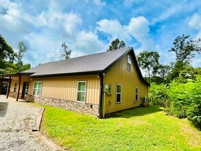 169 Henley Rd in Tullahoma, TN - Building Photo - Building Photo