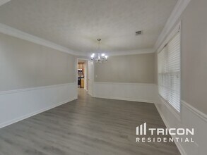 828 Redan Way in Locust Grove, GA - Building Photo - Building Photo