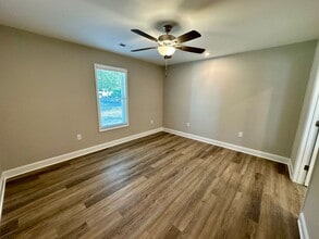 168 Elm St in Alberta, VA - Building Photo - Building Photo