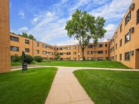 Golden Meadows Apartments for 62+ or Disabled