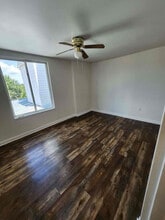 126 E Main St in Luray, VA - Building Photo - Building Photo