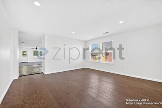 1117 Beeblossom Dr in Desoto, TX - Foto de edificio - Building Photo