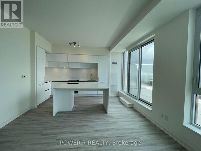 6-916 David Eyer Rd in Richmond Hill, ON - Building Photo - Building Photo