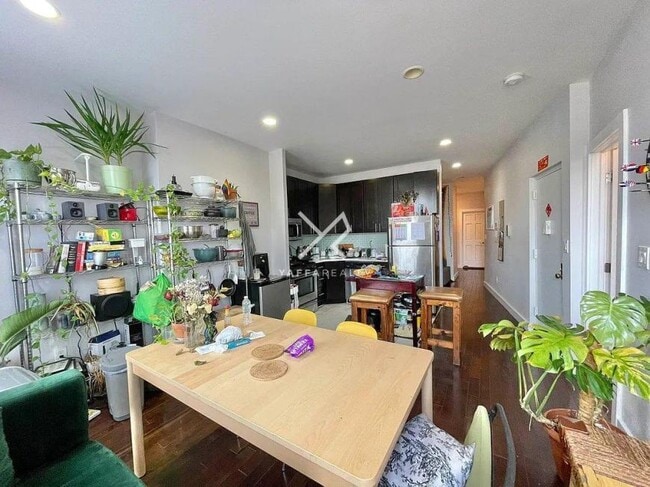 1207 Myrtle Ave in Brooklyn, NY - Building Photo - Building Photo