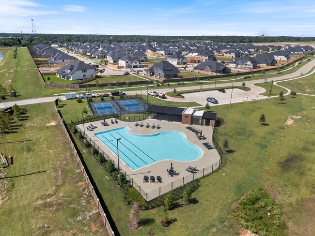 property at 3811 Hermitage Dr