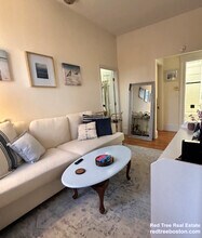 583 Beacon St in Boston, MA - Building Photo - Building Photo