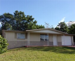 25 N Barbour St in Beverly Hills, FL - Building Photo