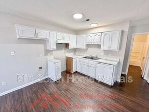 4450 Longtree Cove in Memphis, TN - Building Photo - Building Photo