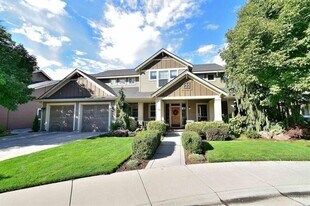 475 S Thornwood Dr in Meridian, ID - Building Photo