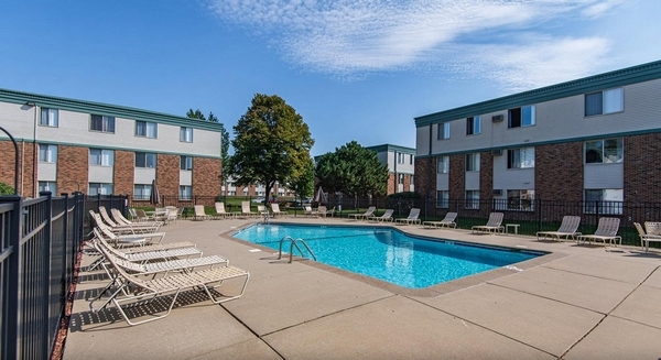 Como Park Apartments