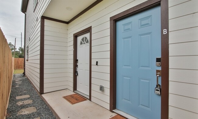 property at 3533 Mt Pleasant St