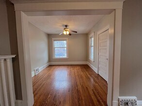 709 Lafayette Ave SE, Unit 709 in Grand Rapids, MI - Foto de edificio - Building Photo