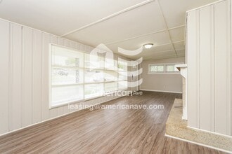 1014 Arbor Dr in Greensboro, NC - Building Photo - Building Photo