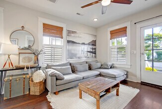 291 President St in Charleston, SC - Building Photo - Building Photo