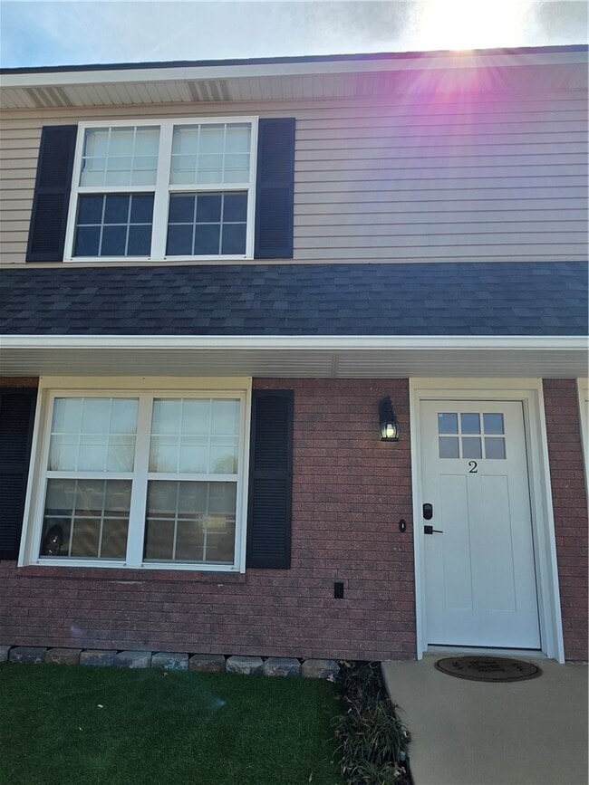 2402 SE Jayel Terrace in Bentonville, AR - Building Photo - Building Photo