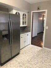 4936 Woolworth Ave in Omaha, NE - Foto de edificio - Building Photo