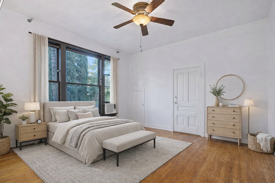 120 W Olive Ave in Redlands, CA - Building Photo