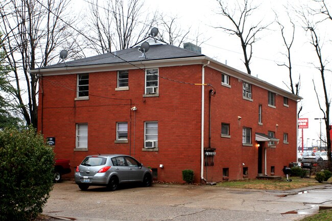 100 Marshall Dr in Louisville, KY - Foto de edificio - Building Photo