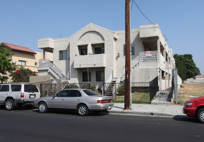 Edwards Apartments in South El Monte, CA - Building Photo - Building Photo