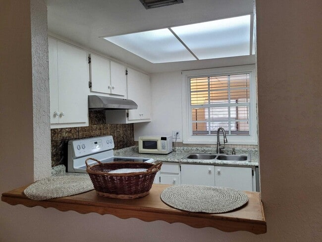 2707 N Hwy A1A in Fort Pierce, FL - Building Photo - Building Photo