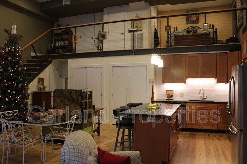 111 Kirk Ave in Roanoke, VA - Building Photo