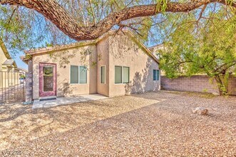 3969 Button Creek Ct in Las Vegas, NV - Building Photo - Building Photo
