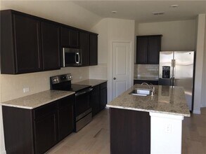 104 Morning Star Ln in Waxahachie, TX - Building Photo - Building Photo