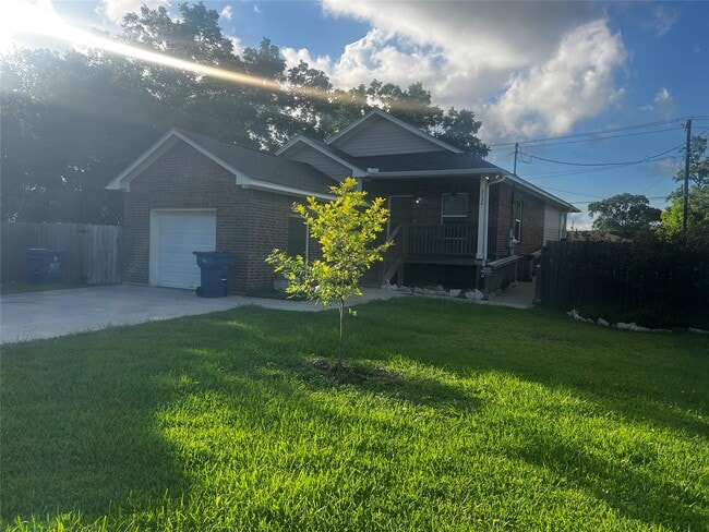 property at 3134 Babin Dr
