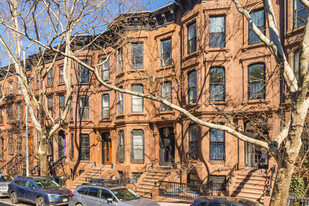 129 Berkeley Pl in Brooklyn, NY - Building Photo