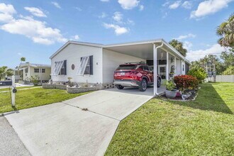 6 7th St W in Nokomis, FL - Foto de edificio - Building Photo