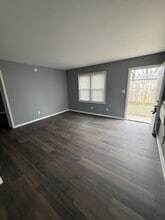 457 N Gordon St in Wichita, KS - Building Photo - Building Photo