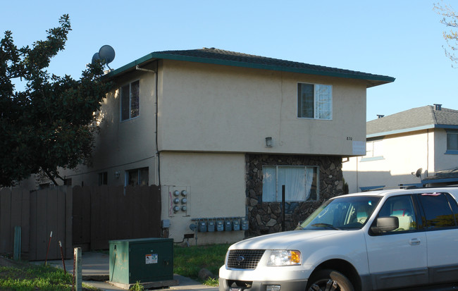 870 El Cerrito Way in Gilroy, CA - Building Photo - Building Photo