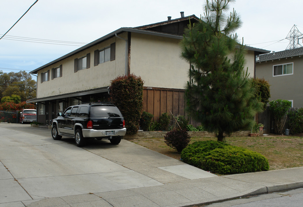 1724 Noranda Dr in Sunnyvale, CA - Foto de edificio