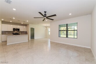 10820 Firebush Cir in North Fort Myers, FL - Building Photo - Building Photo