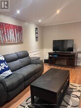 106 Glamorgan Dr in Ottawa, ON - Building Photo - Building Photo