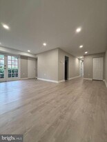 5931 Quantrell Ave in Alexandria, VA - Building Photo