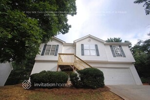 580 Saddle Path Bend in Lawrenceville, GA - Building Photo