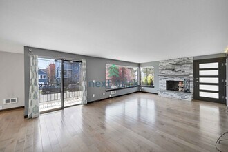 1536 NW 63rd St in Seattle, WA - Building Photo - Building Photo