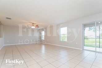 234 Star Shell Dr in Apollo Beach, FL - Building Photo - Building Photo