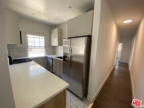 2666 Orchard Ave. in Los Angeles, CA - Building Photo - Building Photo